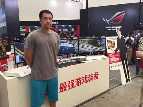 LG 21:9超宽屏显示器闪耀ChinaJoy2015