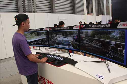 LG 21:9超宽屏显示器闪耀ChinaJoy2015