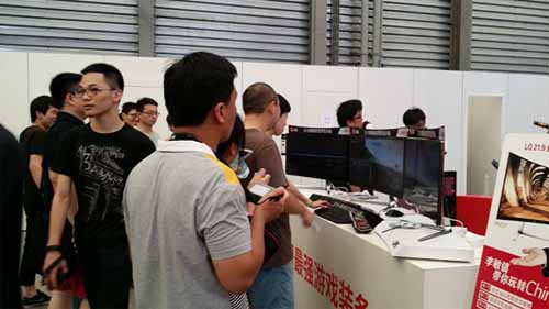 LG 21:9超宽屏显示器闪耀ChinaJoy2015